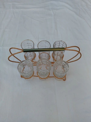 Vintage set of 6 shot glasses like new