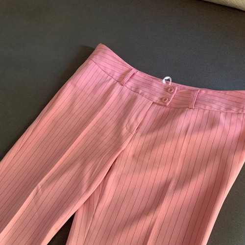 Pink women's pants like new with thin black stripes size XL