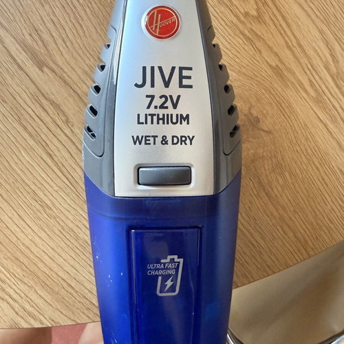 Hoover HJ72WDLB 011 Jive handheld vacuum like new