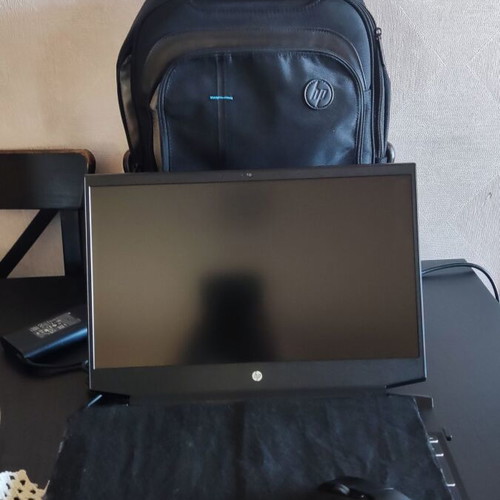 HP Pavilion Gaming 15 Laptop like new, AMD Ryzen 7, GTX 1650, 1TB SSD