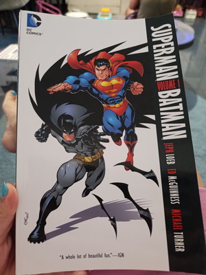 DC Comic in English like new