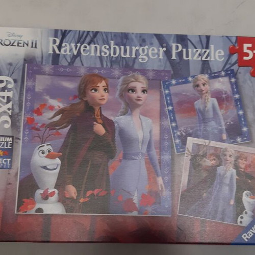 Disney Frozen 2 puzzle new, set of 3 with 49 pieces each