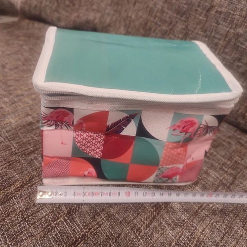 Insulated Lunch Bag new with flamingo pattern