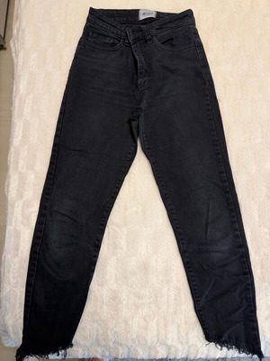 Libelloula black jeans small used