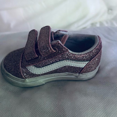 Girls' used children's shoes