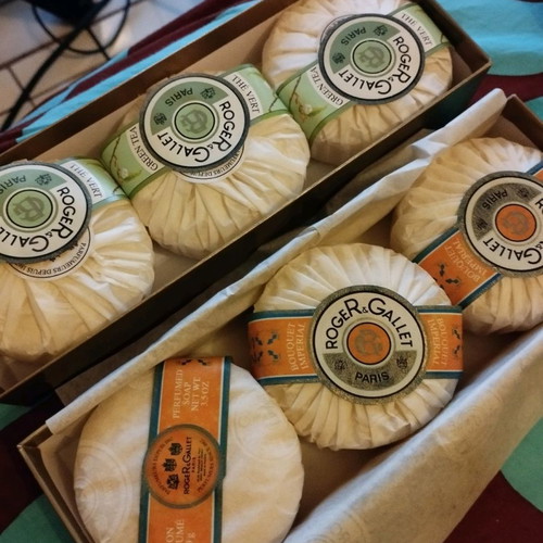 Vintage Roger&Gallet scented French soaps 6 pieces together