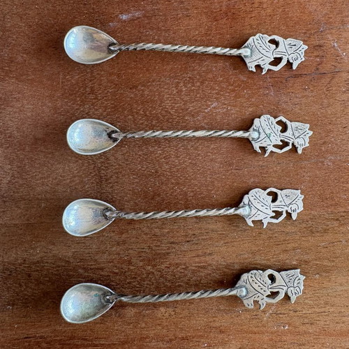 Set of 4 salt spoons, 800 silver, Indonesia, early 20th century