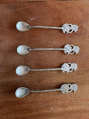 Set of 4 salt spoons, 800 silver, Indonesia, early 20th century