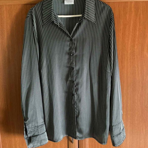 Classic striped women's shirt XL satin-feel, like new