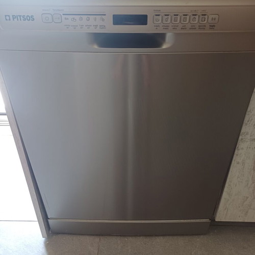 Pitsos Dishwasher like new, freestanding