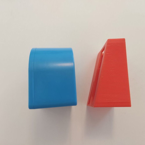 Carrot and cucumber peelers used, plastic, set of 2