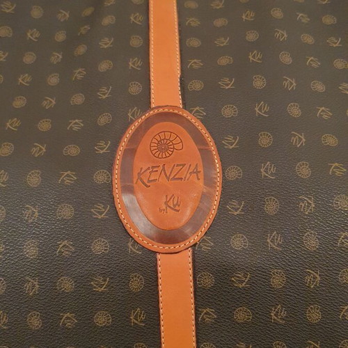 Kenzia suit bag used, leather