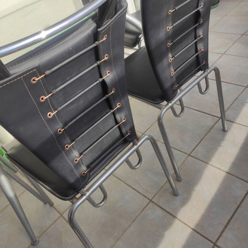 Dining set with 4 chairs used, glass top