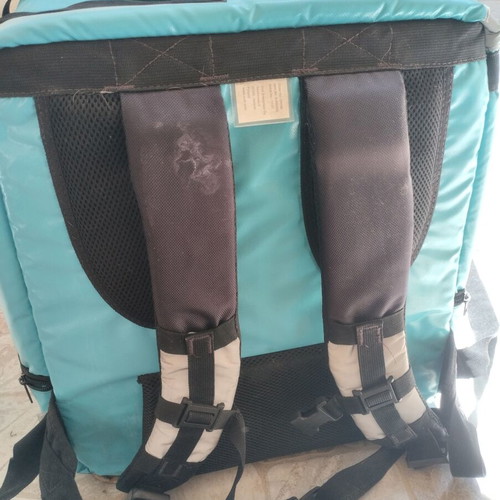 Wolt Delivery Large Box like new with strap for motorcycle