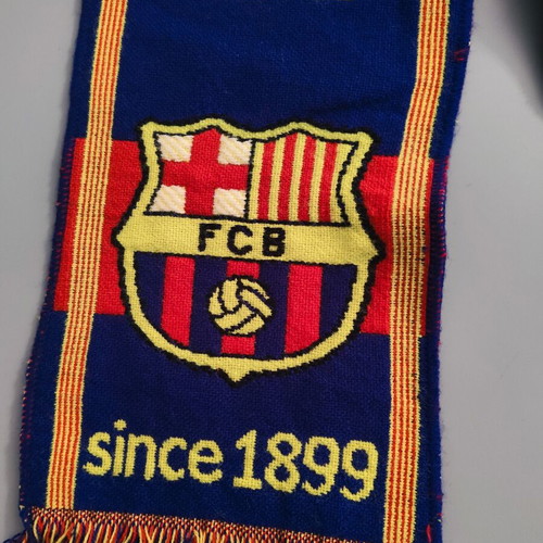 FC Barcelona scarf used with hologram since 1899