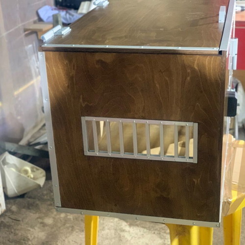 Wooden dog transport crate like new
