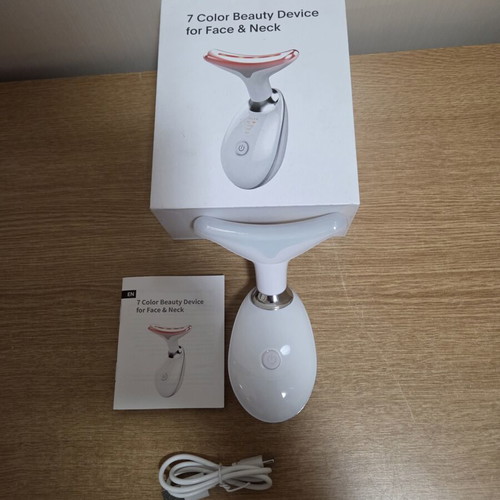Multifunctional Face and Neck Device new with EMS and LED Therapy