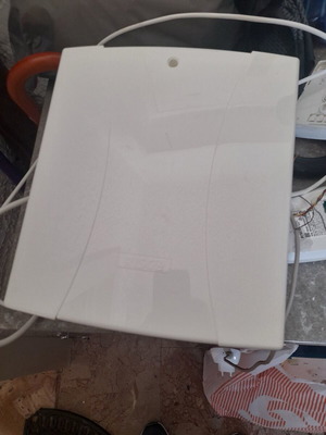 RiscO hybrid alarm like new with 120 zones and wireless contacts