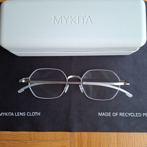 Mykita Santo glasses like new, silver, minimal design