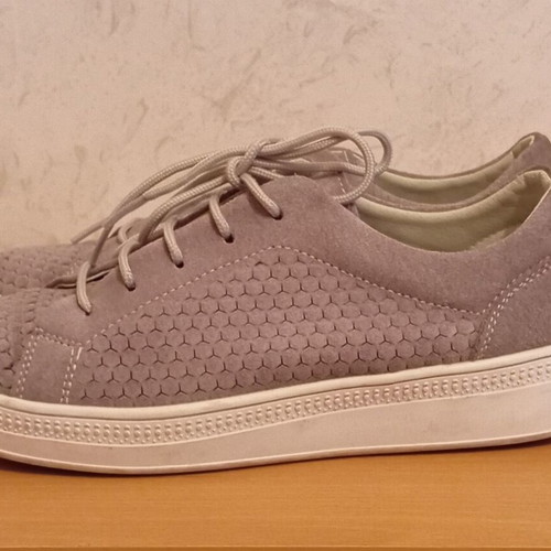 Women's suede sneakers size 37 like new, gray
