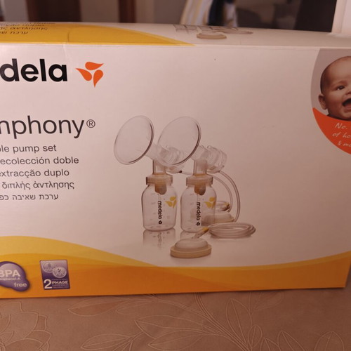 Medela Swing and Symphony electric breast pump with Chicco glass bottle