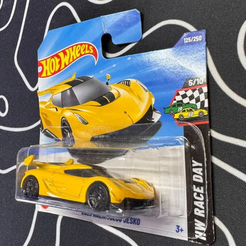 Hot Wheels 2020 Koenigsegg Jesko New Sealed