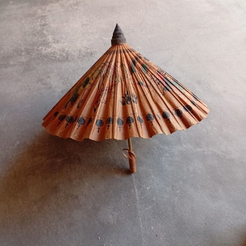 Handmade Thai umbrella new, bamboo frame, saa paper
