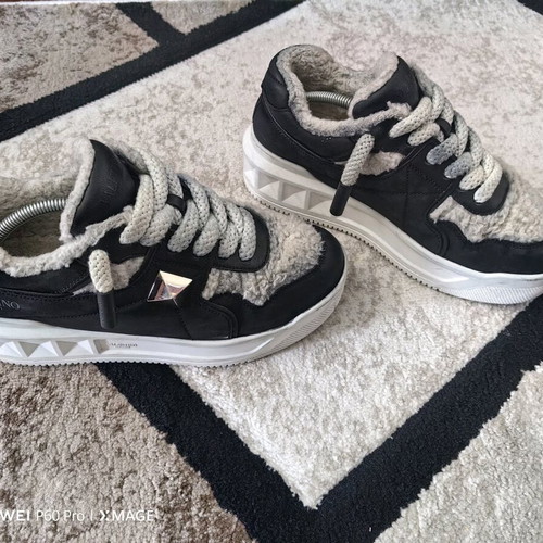 Valentino sport shoes used, size 38, rare model