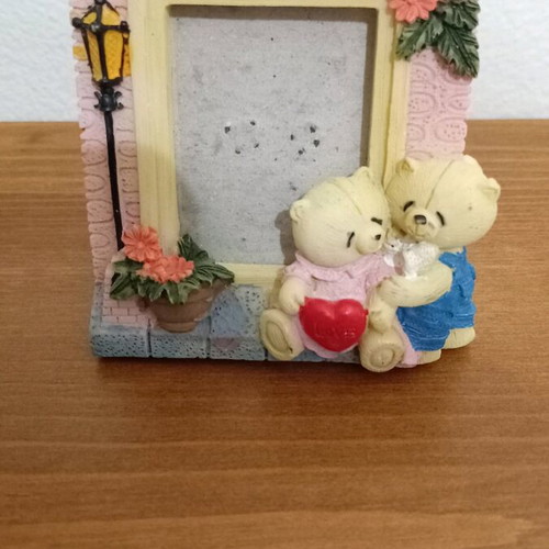 Miniature frame like new