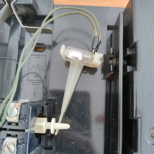 Doorbell with Batteries and Mercury like new, model K103 20x20
