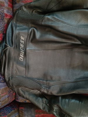 Dainese leather jacket size 48 like new