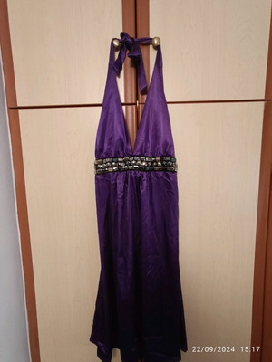 Satin dress like new with stones, size medium