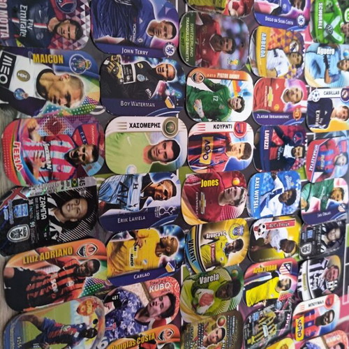 Football tags set of 54 pieces like new, various teams