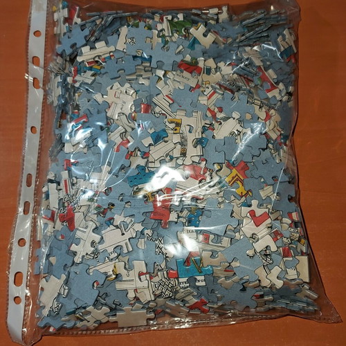 Piatnik National Emblems 1000-piece puzzle