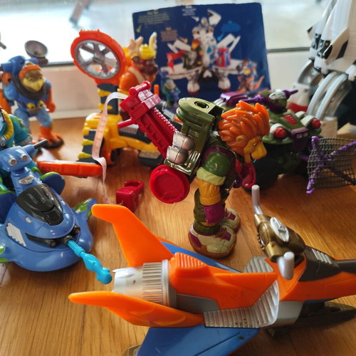 Elc Planet Protectors set used with figures and spaceship with sounds