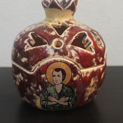 Handmade pomegranate candle holder new, height and diameter ~10cm