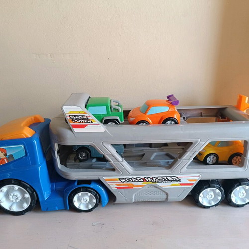 Truck with vehicles used with sounds