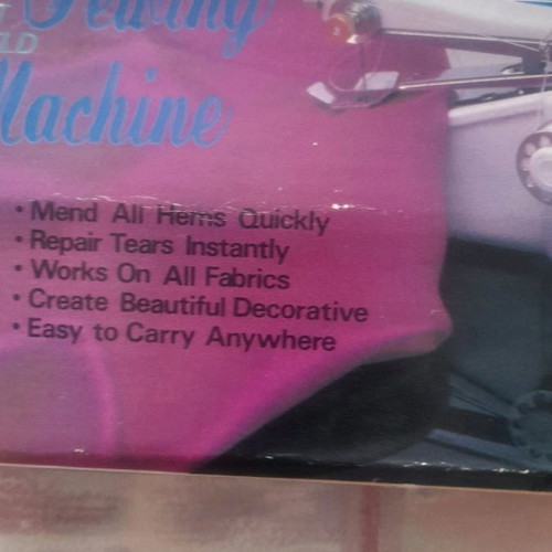 Handheld sewing machine used with batteries works normally