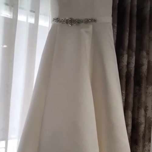 Wedding dress used in ivory color, size S/36/8