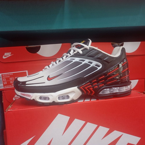 Nike Tn sneakers new, black multicolor