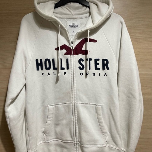 Men’s cardigan Hollister άσπρο μέγεθος M σαν καινούργιο φορεμένο ελάχιστα