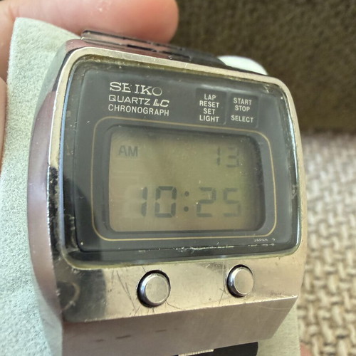 Seiko Quartz LC Chronograph 1976 vintage wristwatch used