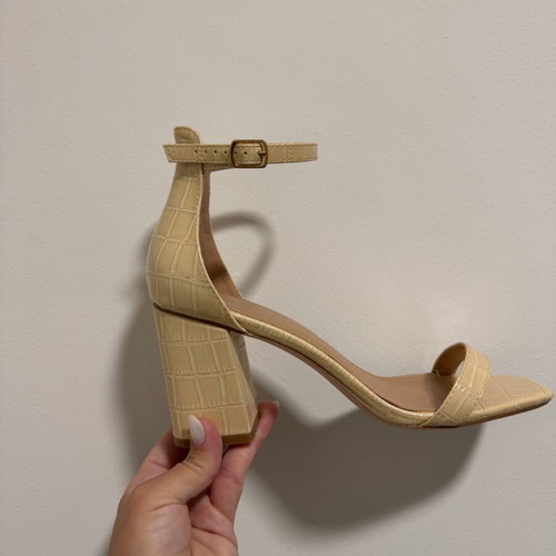 La Bottine Souriante summer shoe beige croco No40 like new, lightweight