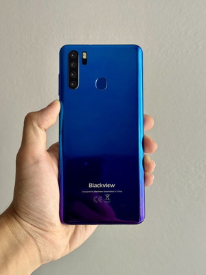 Blackview A80 Pro smartphone like new, 64GB, 4GB RAM, dual SIM, blue