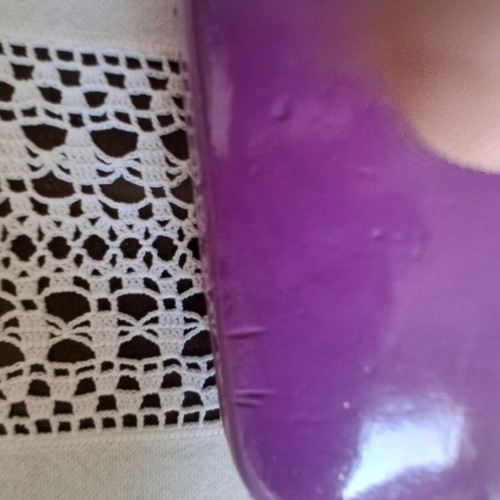 Sunglasses case used, damaskini color