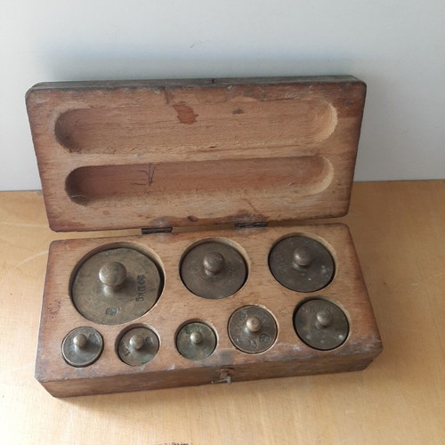 Wooden box with brass weights used, 1950s-60s vintage