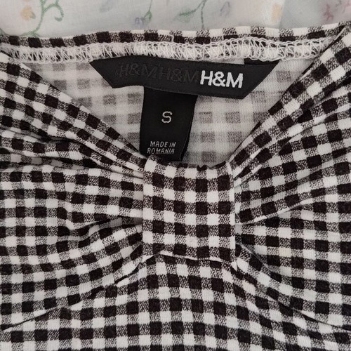 H&M checked top like new, black and white, size S