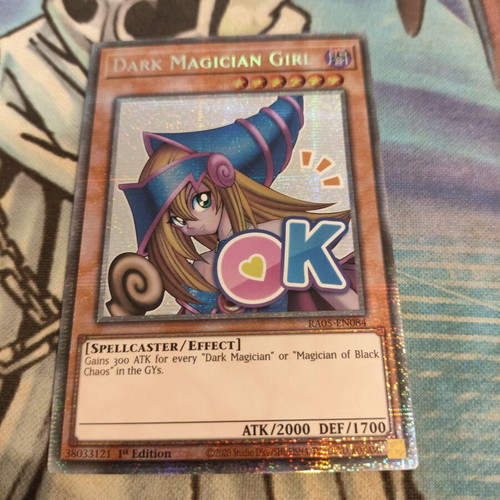 Dark Magician Girl Starlight Rare Yu-Gi-Oh! card like new