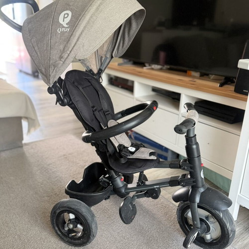 QPlay Folding Tricycle Rito Plus Eva Grey used, broken clip on belt