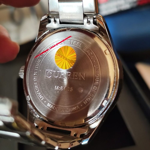 Curren 8425 men's watch new, black dial with silver bracelet
